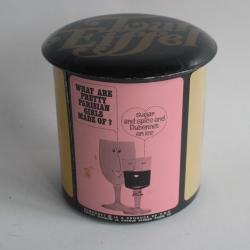 Boîte sucrerie tôle lithographiée restaurant Tour Eiffel Dubonnet 1970