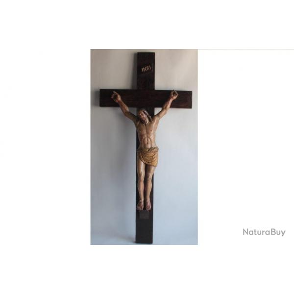 Grand Christ sur croix bois sculpt