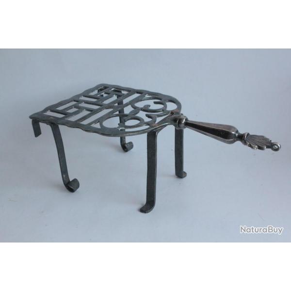 Ancien Repose fer  repasser