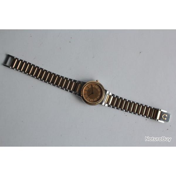 OMEGA Montre quartz femme Deville