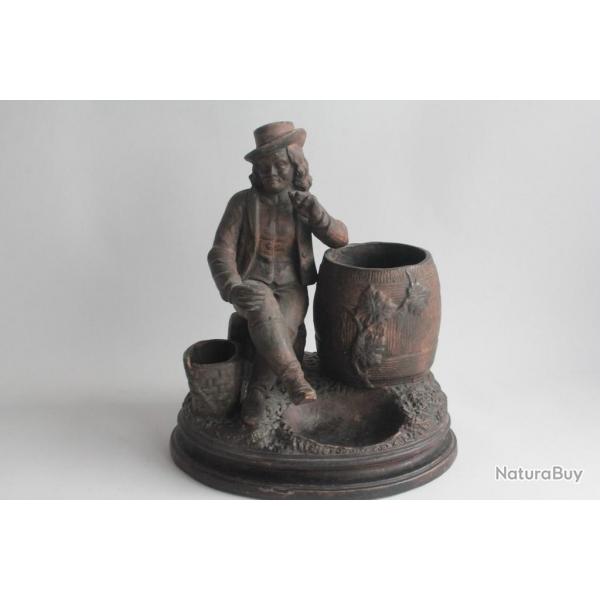 Cramique ncessaire de fumeur signe HB 129