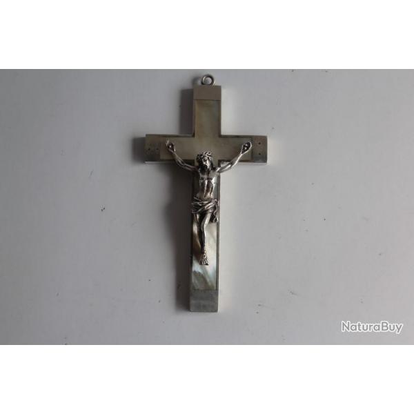 Ancienne Croix Crucifixion Argent nacre