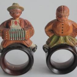 Paire Rond de serviette bois sculpté Art Populaire