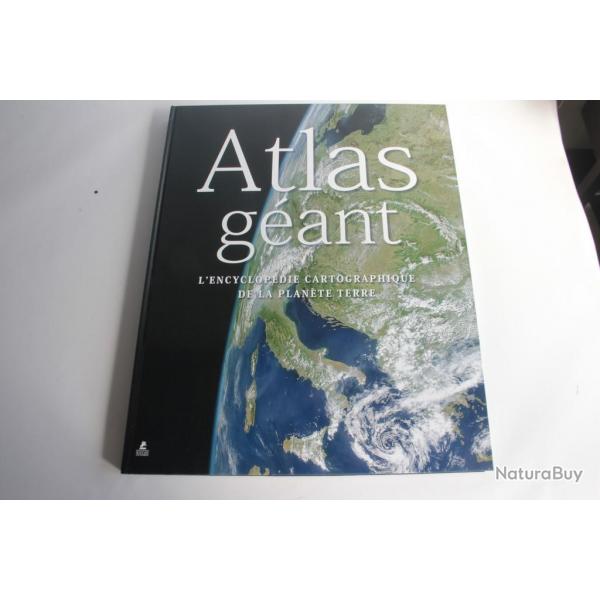 Livre Atlas gant encyclopdie cartographique place des victoires 2010