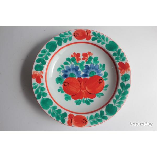 Assiette folklorique hongroise porcelaine peinte main Fleurs rouge