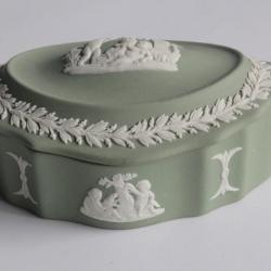Boîte à bijoux porcelaine biscuit jaspe vert Wedgwood