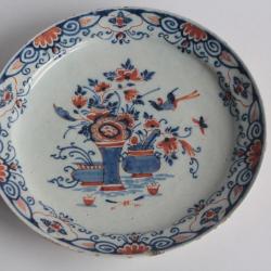 Assiette faïence Delft XVIIIe siècle