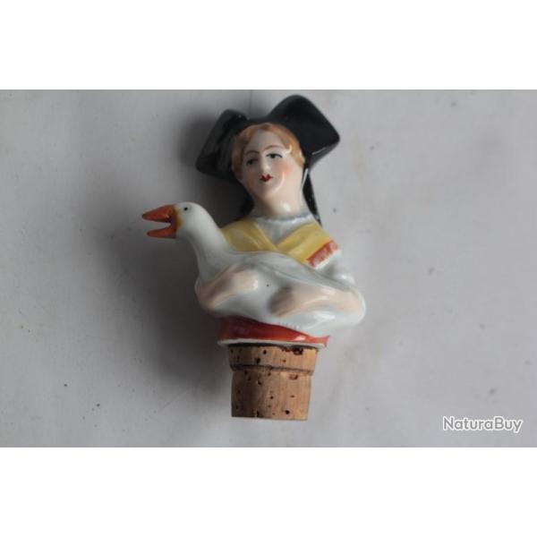 Bouchon verseur porcelaine Jeune femme alsacienne avec oie Allemagne
