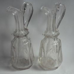 Paire Carafes cristal taillé