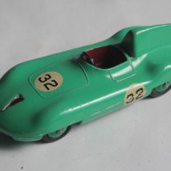 DINKY TOYS Voiture miniature Le Mans Connaught jouet