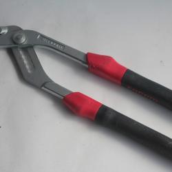 FACOM Pince multiprise grande capacité 180.CPE