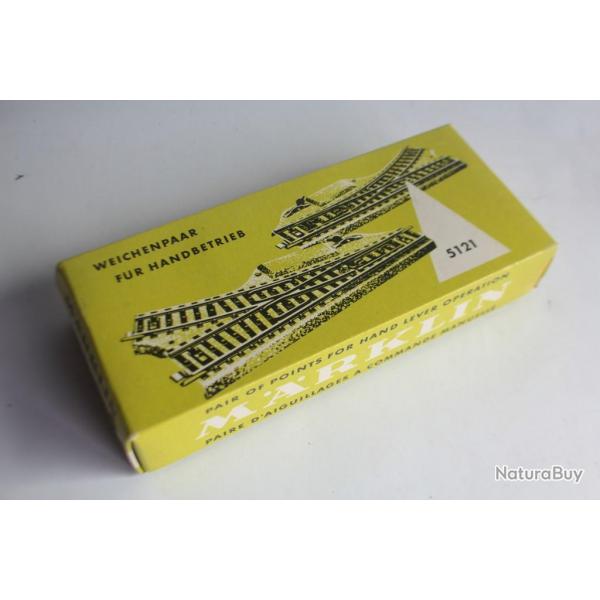 MARKLIN Paire d'aiguillages  commande manuelle HO 5121