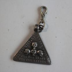 Pendentif argent Yale Skull and Bones Têtes de mort Société secrète