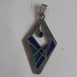 Pendentif argent et émail plique à jour