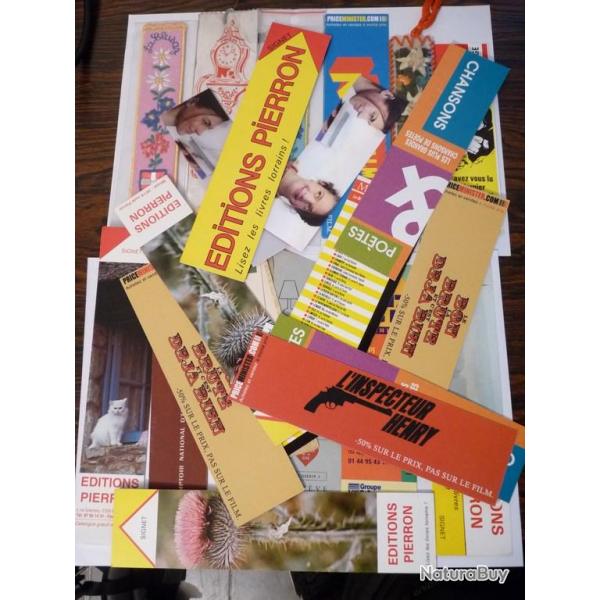 Ensemble de 27 signets marque pages livres