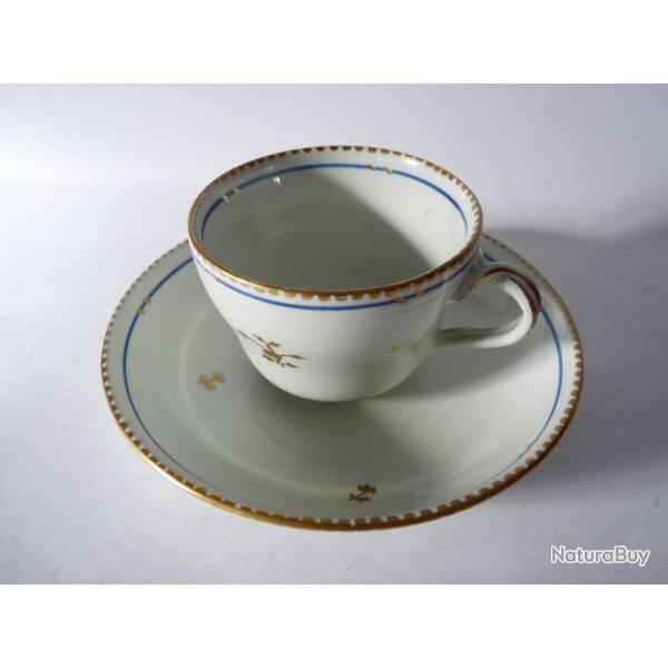 Tasse porcelaine Suisse Art de la table Antiquits