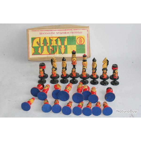 Pices Jeu d'checs Russe 1983 Matriochkas URSS