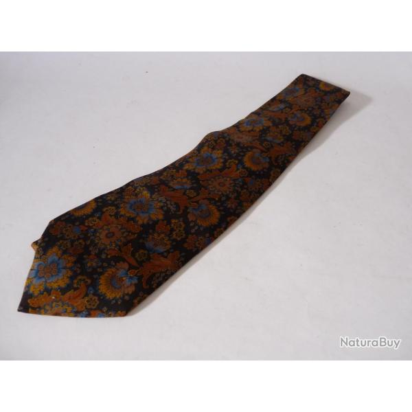 Cravate soie Balenciaga