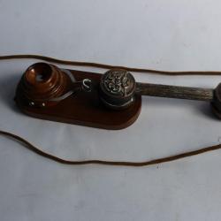 Phérophone ancien combiné téléphonique