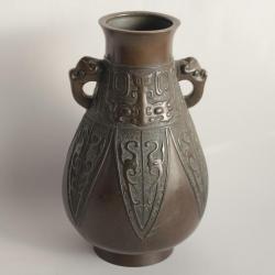 Vase Hu archaïque bronze Japon Meiji
