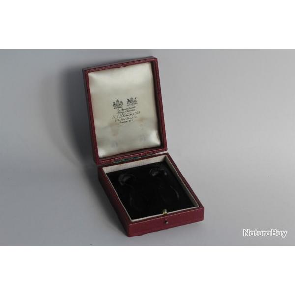 crin vintage pour Boucles d'oreilles S. J. Phillips Bijoux Display box