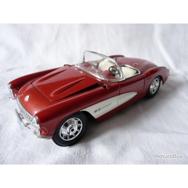 Voiture BURAGO CHEVROLET Corvette 1957 Miniature