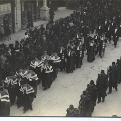 Carte postale Hérault 34 Montpellier Défilé funéraire rue de la Loge
