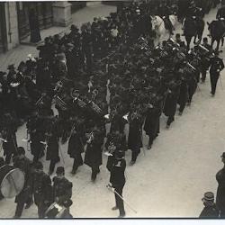Carte postale Hérault 34 Montpellier Défilé funéraire rue de la Loge