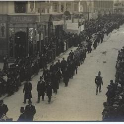 Carte postale Hérault 34 Montpellier Défilé funéraire rue de la Loge