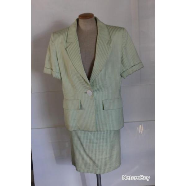 Tailleur jupe Yves Saint Laurent vintage T44
