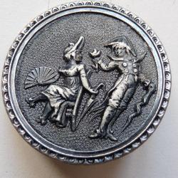 Grand  bouton XIXe siècle  scène romantique   Napoléon III