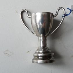 Mini coupe argent jouet poupée