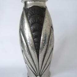 Vase en dinanderie d'étain René DELAVAN Art déco