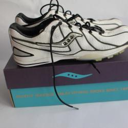 Chaussures de course à pointes SAUCONY Endorphin Spike Homme T 43