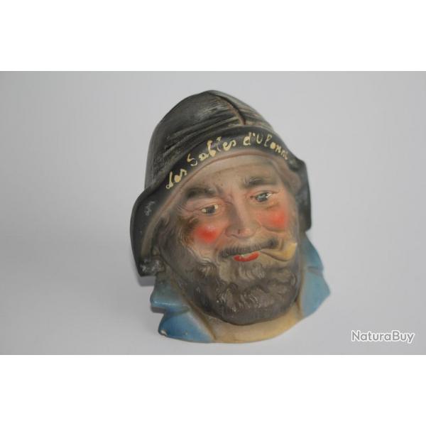 Tirelire  casser Marin Les Sables d'Olonne porcelaine biscuit