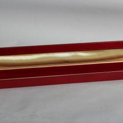 LOMBARD Écrin très long pour bijoux cuir rouge