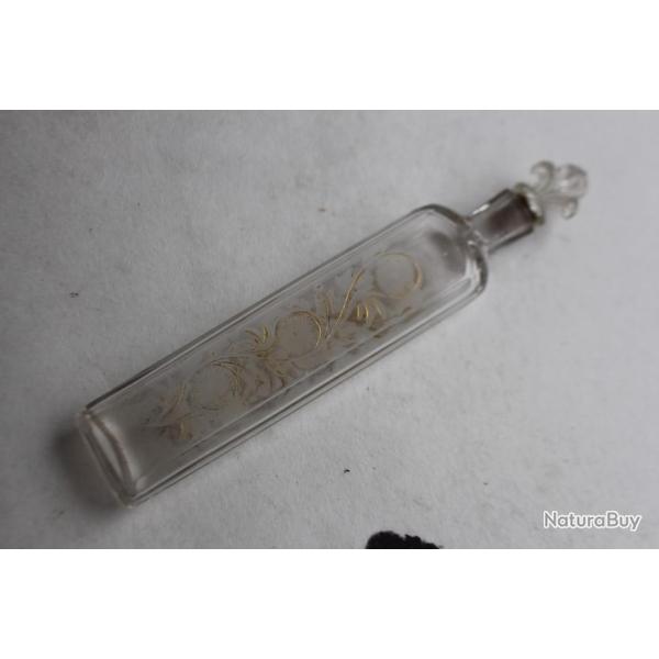 Grand flacon  sel grav maill or