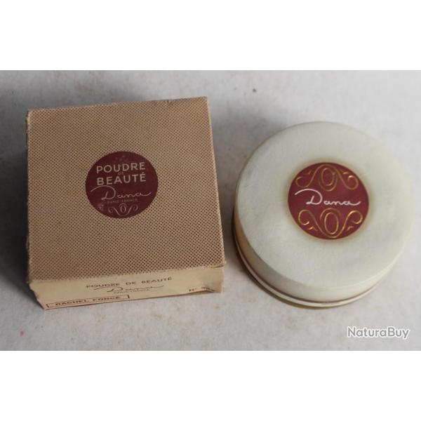 Boite  poudre Poudre de beaut Danas Paris