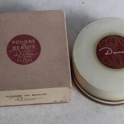 Boite à poudre Poudre de beauté Danas Paris