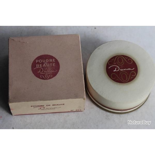 Boite  poudre Poudre de beaut Danas Paris