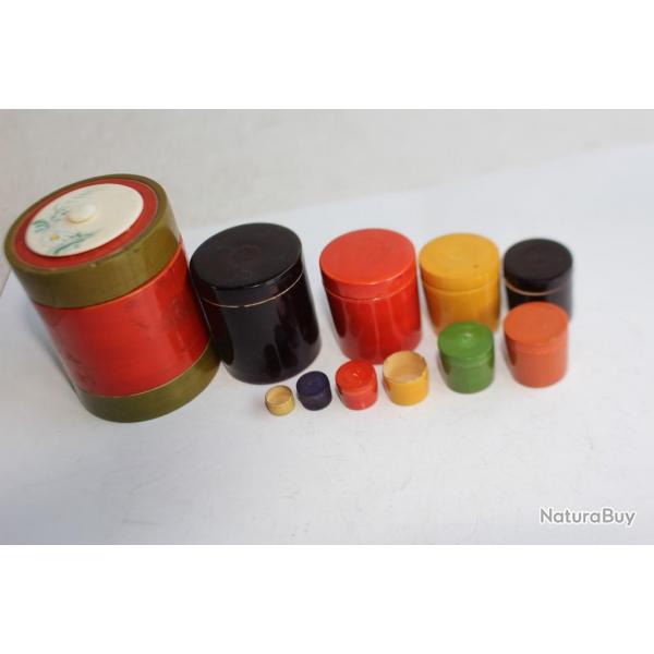 Anciennes boites gigognes bois laqu Asie