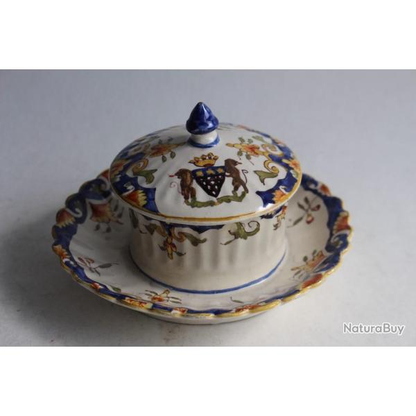 Beurrier Armoiries du Mont saint Michel faence de Desvres