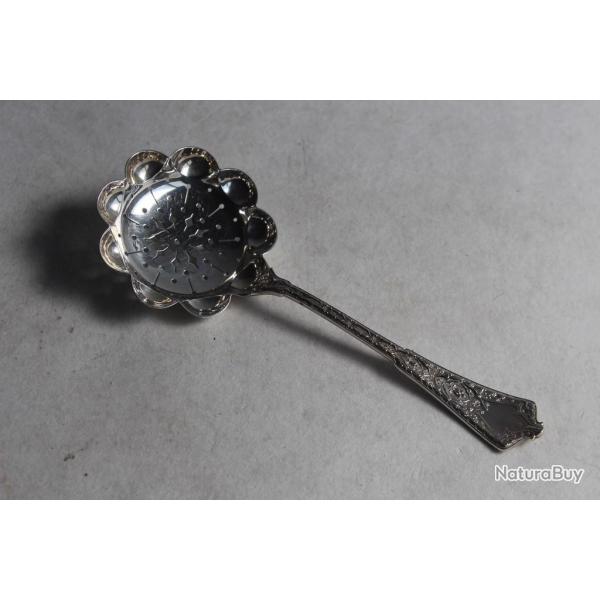 TIFFANY & Co Cuillre saupoudreuse argent Persian