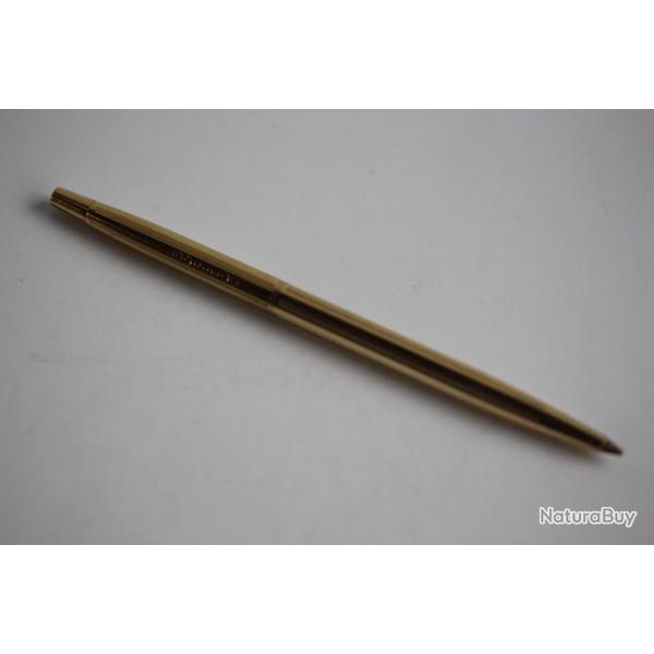 CARAN D'ACHE Petit stylo bille Madison plaqu or Dominique