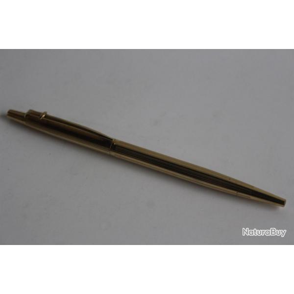 CARAN D'ACHE Stylo bille Madison plaqu or Benson & Hedges