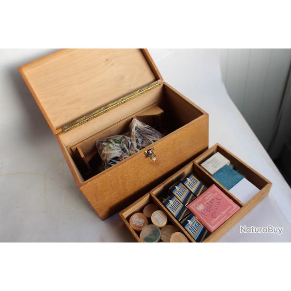 Coffret pour travaux de perles ou perl de verre