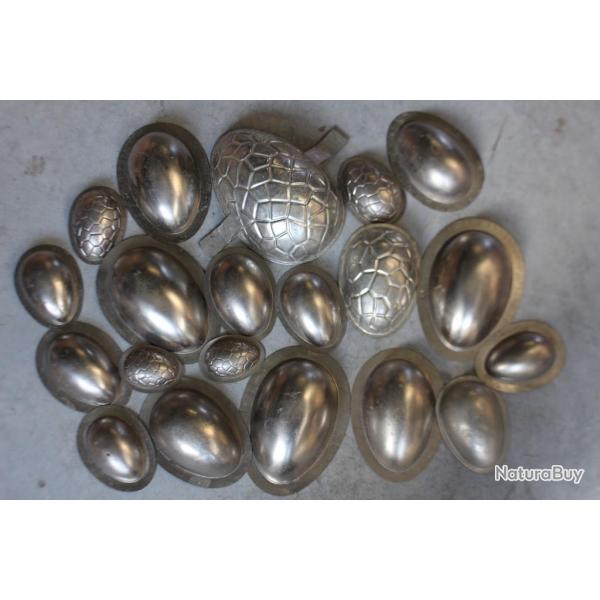 Anciens moules OEufs chocolat ptisserie cuisine