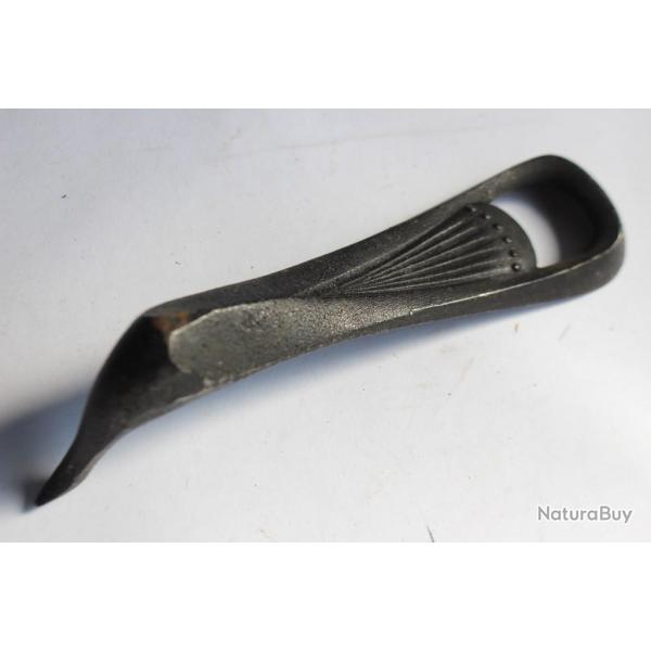 Dcapsuleur design fonte de fer 1950