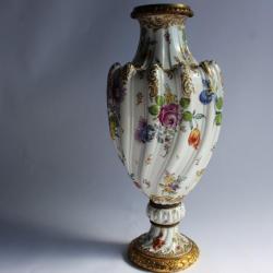 Vase porcelaine Allemagne HOECHST Antiquités