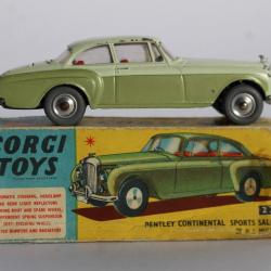 CORGI TOYS 224 Voiture Bentley continental sports saloon H.J. Mulliner